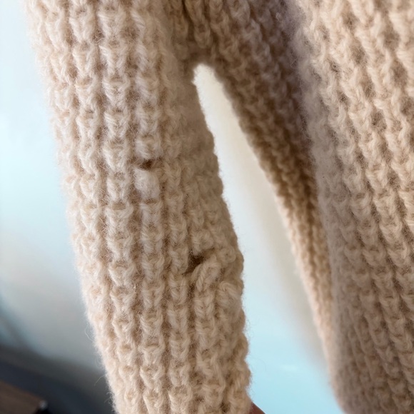 Quill's Woollen Market Handcrafted Wool Cable Knit Cargigan Sweater Shawl Collar - Picture 8 of 16